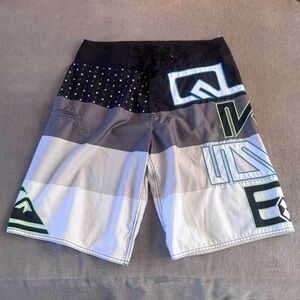 Quiksilver 2000’s Men’s Board Shorts